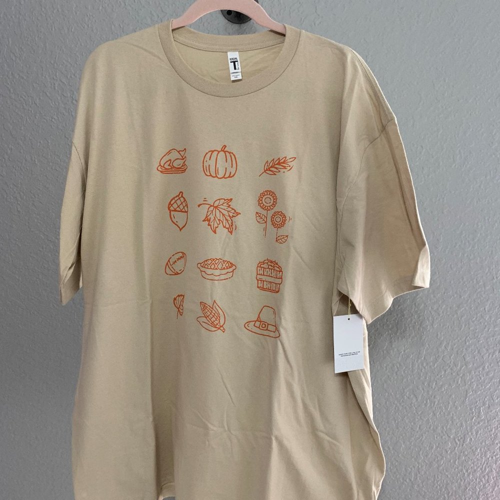 Plus size graphic tee